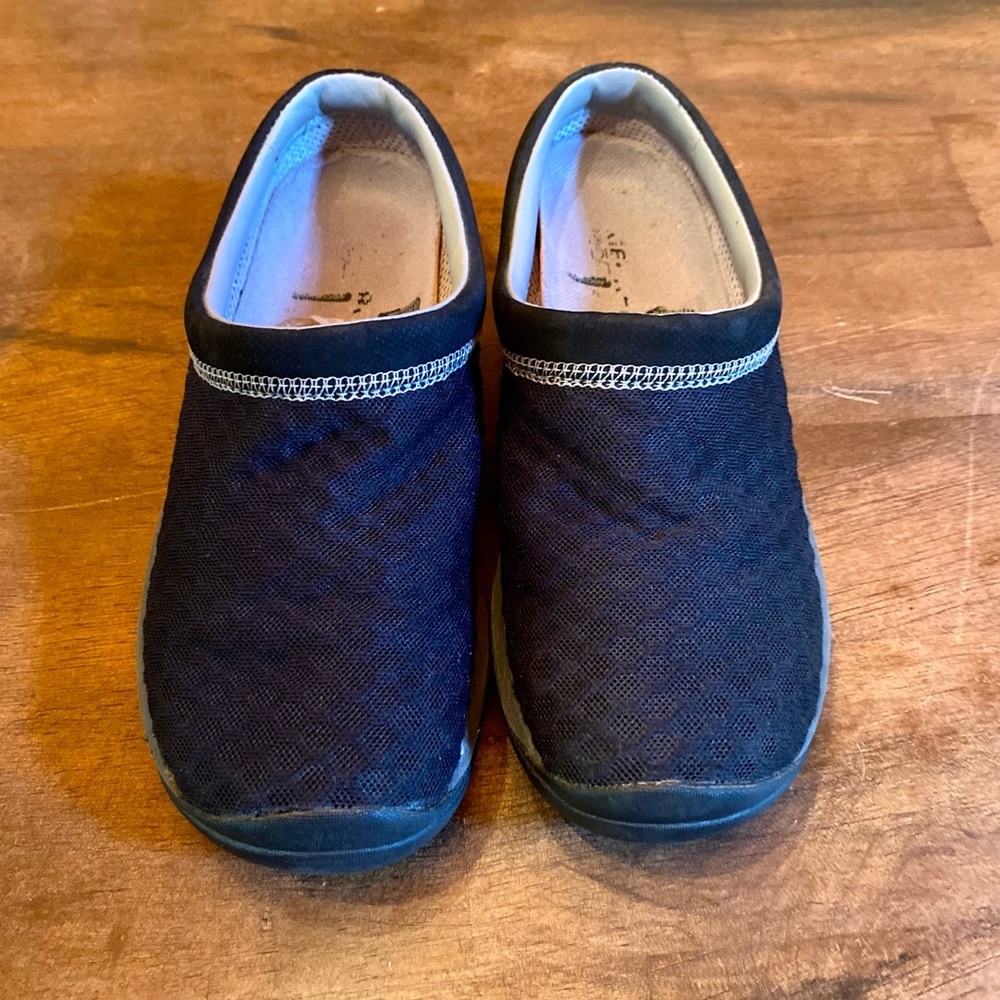 💥Merrell Mesh Honeycomb Pattern Ortholite Mules💥